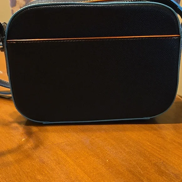 Kurt Geiger Black Crossbody Bag - Picture 2 of 3